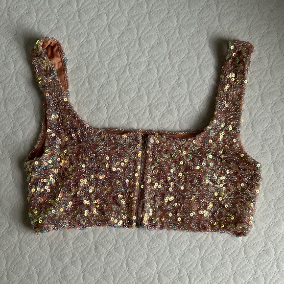 Forever 21 sequin crop top - Picture 4 of 5